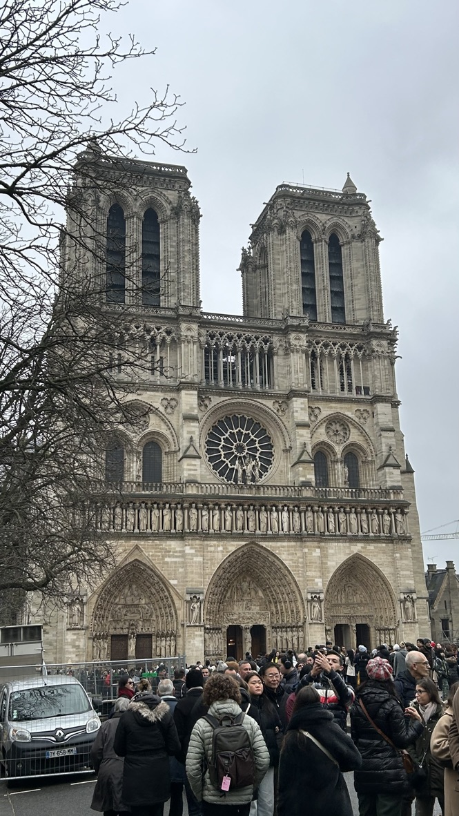 Un passage couvert parisien et sa verrière, trésor d'architecture