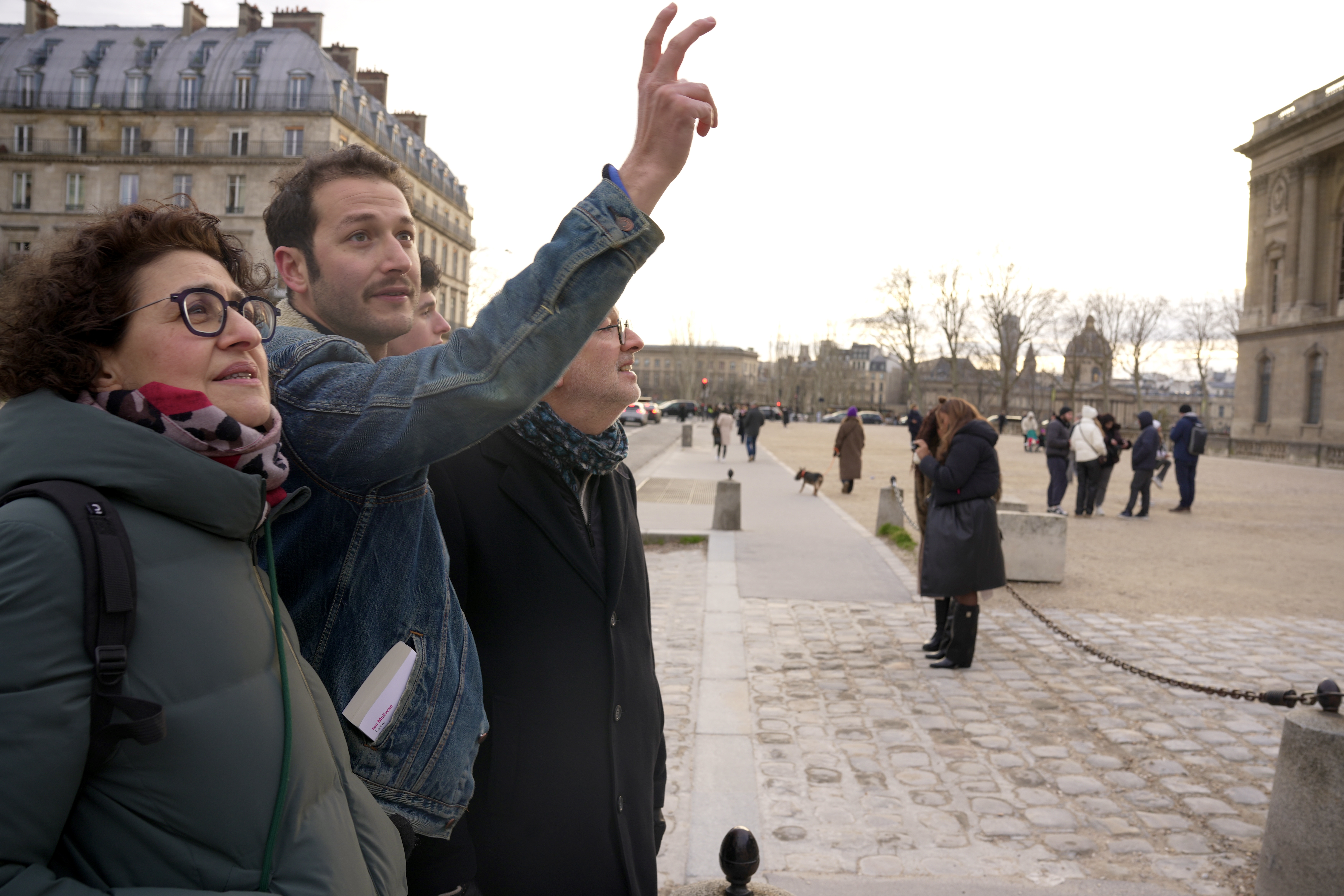 Vue sur les toits de Paris lors d'une visite guidée